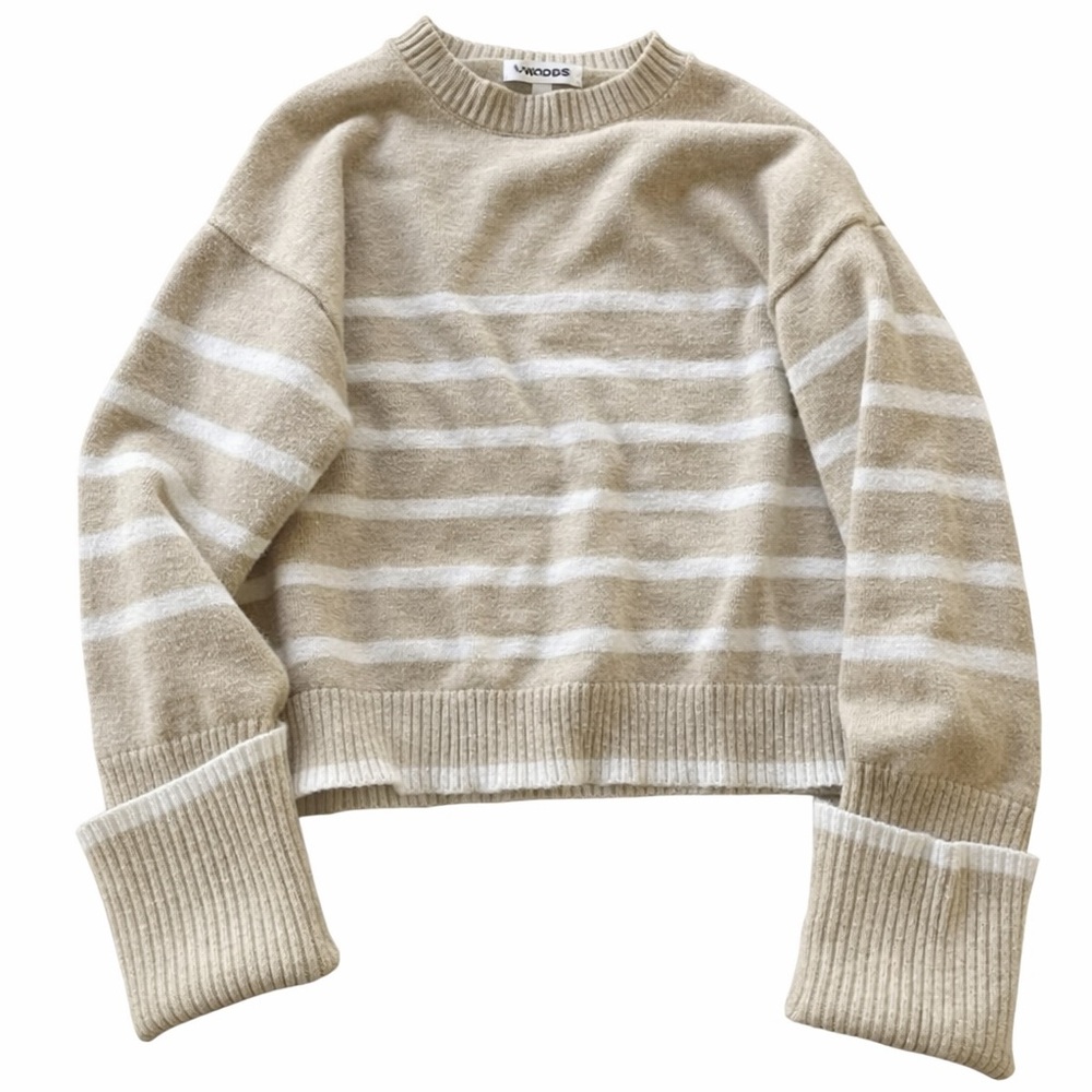 Vigoss Women's Beige Striped Crew Neck Sweater